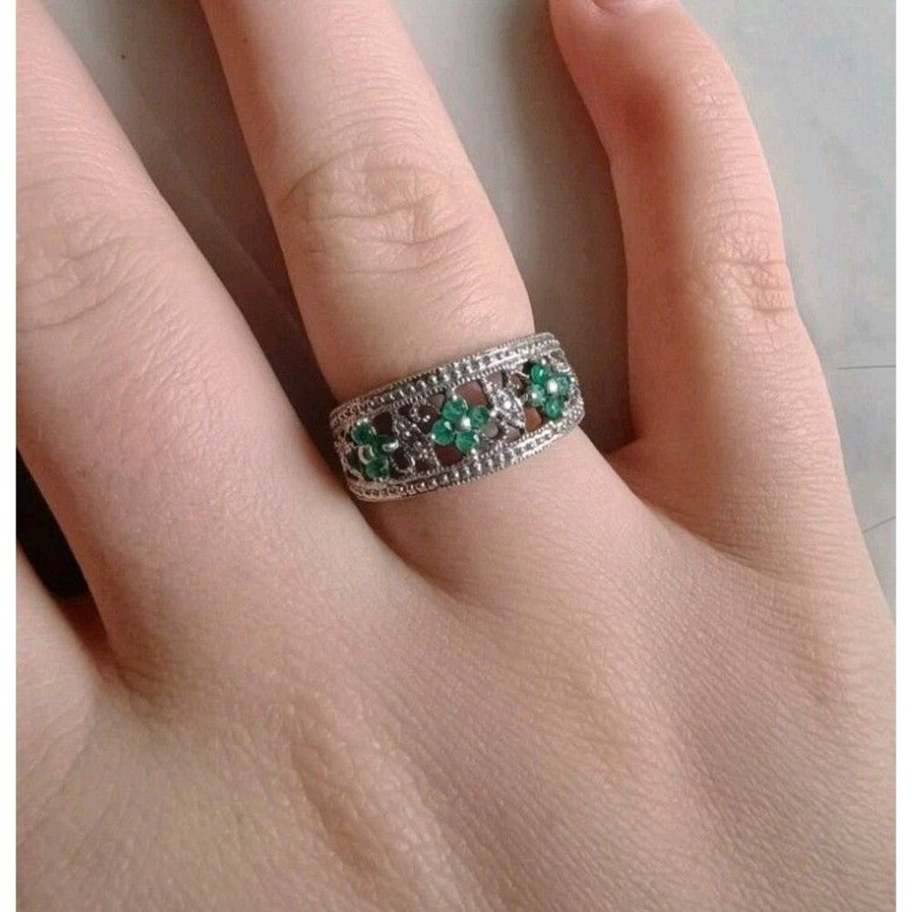 Women's Sterling Silver, Emerald, And CZ Diamond Flower Ring Signed CC Size 7 - Picture 3 of 12